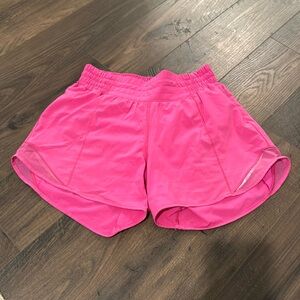Lululemon Hotty Hot High Rise Short 4” - SONIC PINK